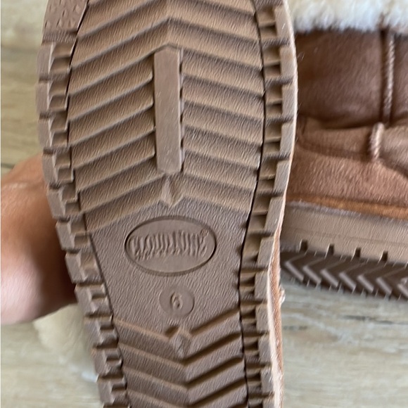 Cloud Nine Sheepskin/wool boots - Picture 3 of 4